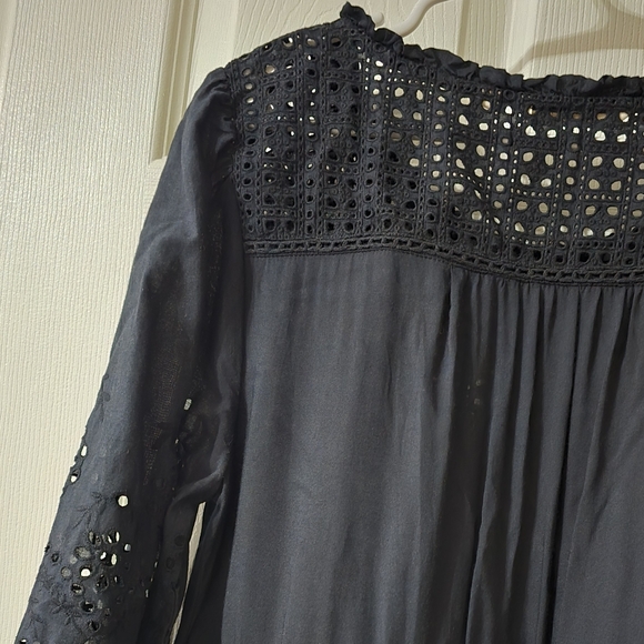 Soft Surroundings Alejandra Eyelet Tunic, Peplum Hem, 3/4 Bell Sleeves, EUC! - Picture 9 of 13